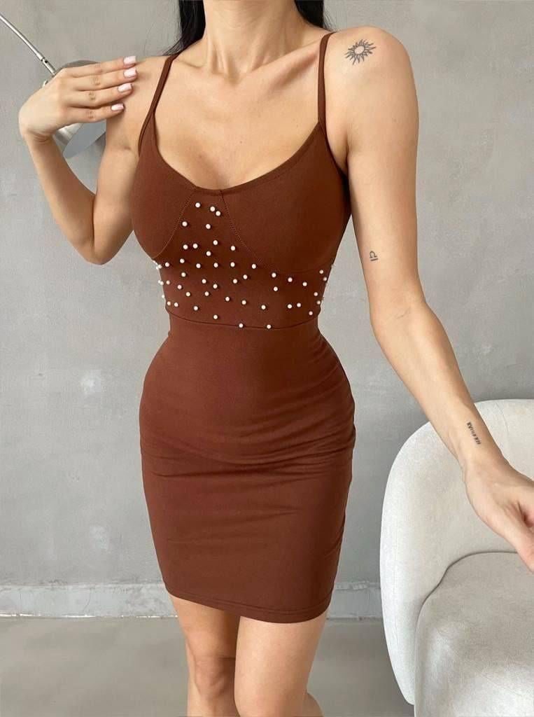 İnce Askılı İnci Detaylı Mini Elbise Kahverengi 582556