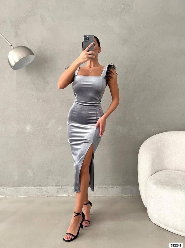 Otriş Detaylı Kare Yaka Kadife Elbise 582248 GRİ