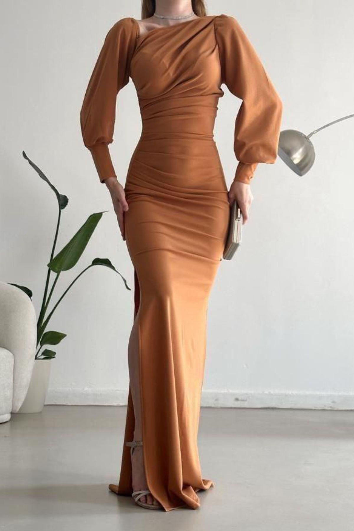 Tek Omuz Açık Detay Ithal Krep Kumaş Maxi Boy Uzun Kol Elbise Kahverengi 582307