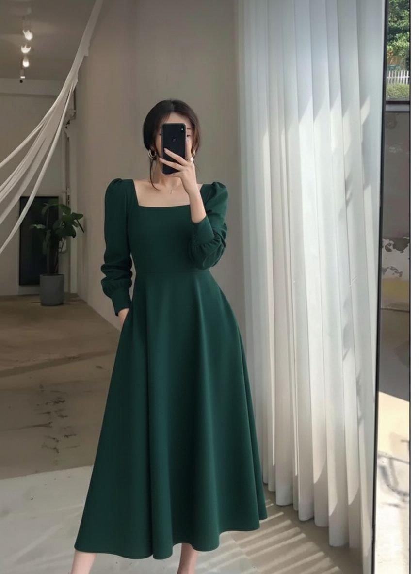 Kare Yaka Uzun Kol Midi Klos Elbise 581932 Zümrüt