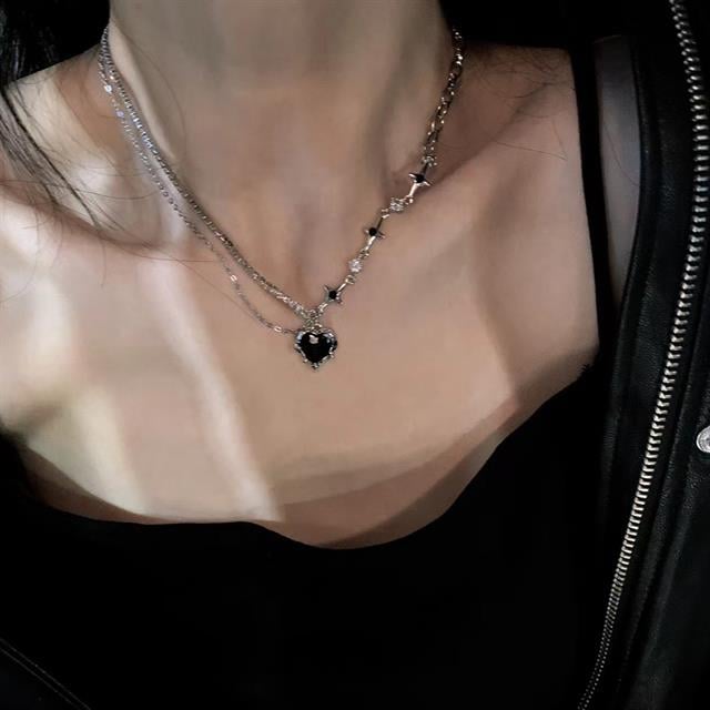 Dark Love Kolye