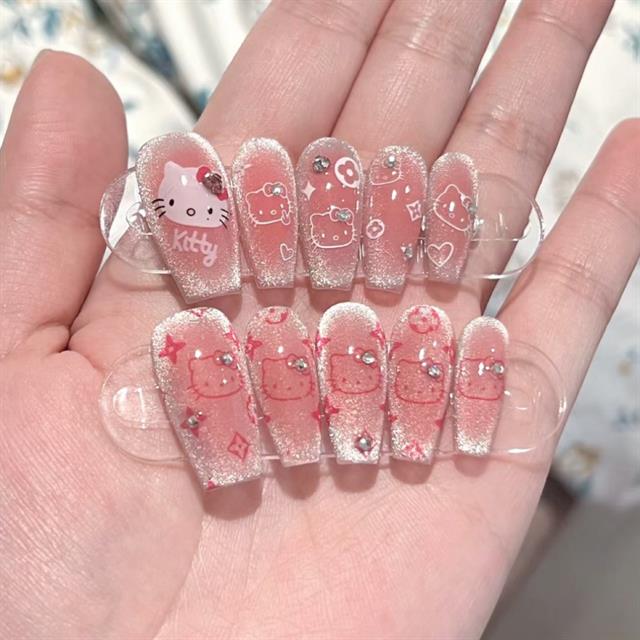 Hello Kitty Takma Tırnak