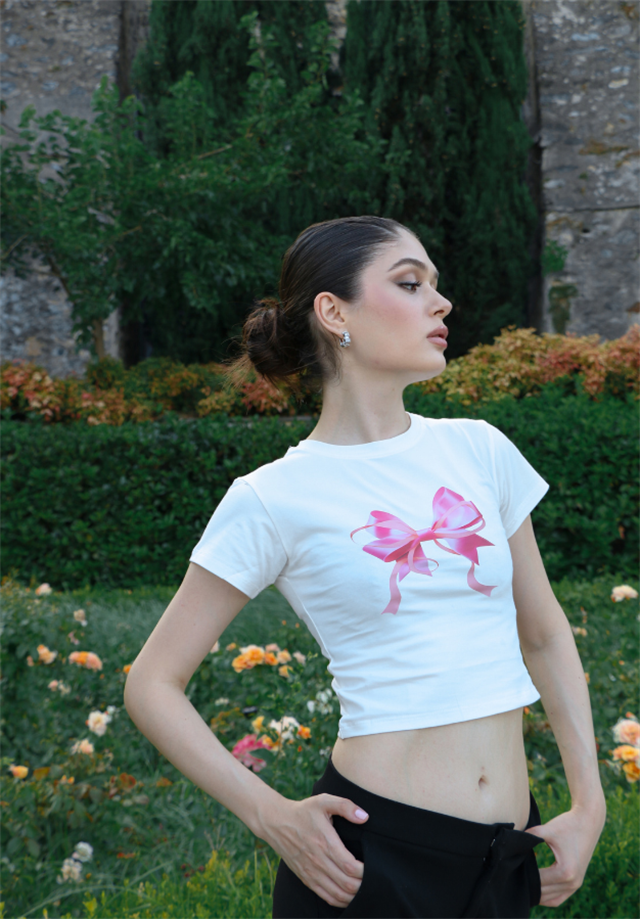 Pinkbow T-shirt
