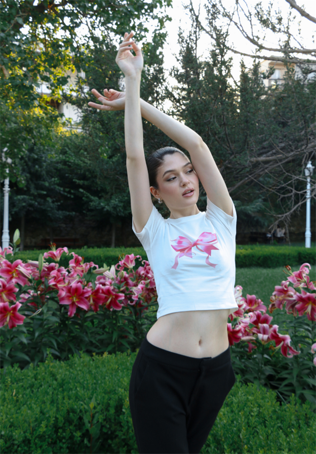 Pinkbow T-shirt