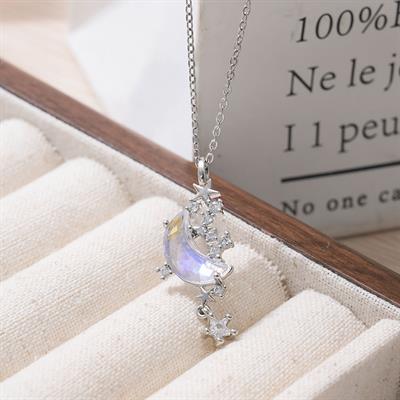 Crystal Moon Kolye
