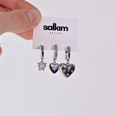 Üçlü Heart Küpeler