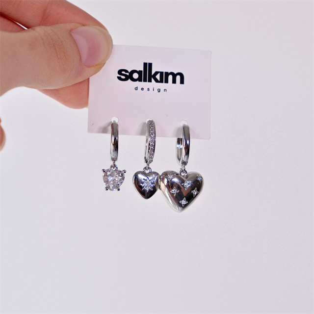 Üçlü Heart Küpeler