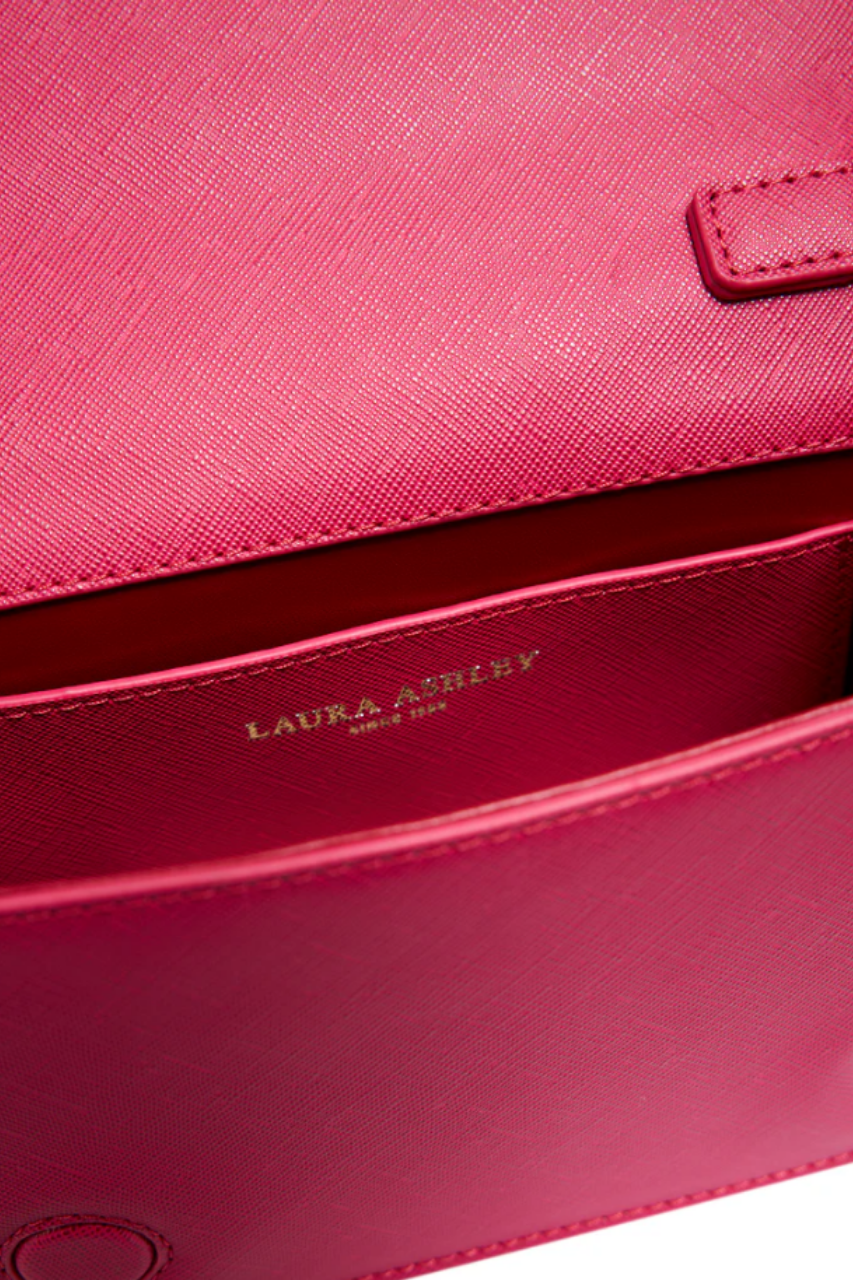 Laura Ashley Kapaklı Omuz ve Çapraz Çantası