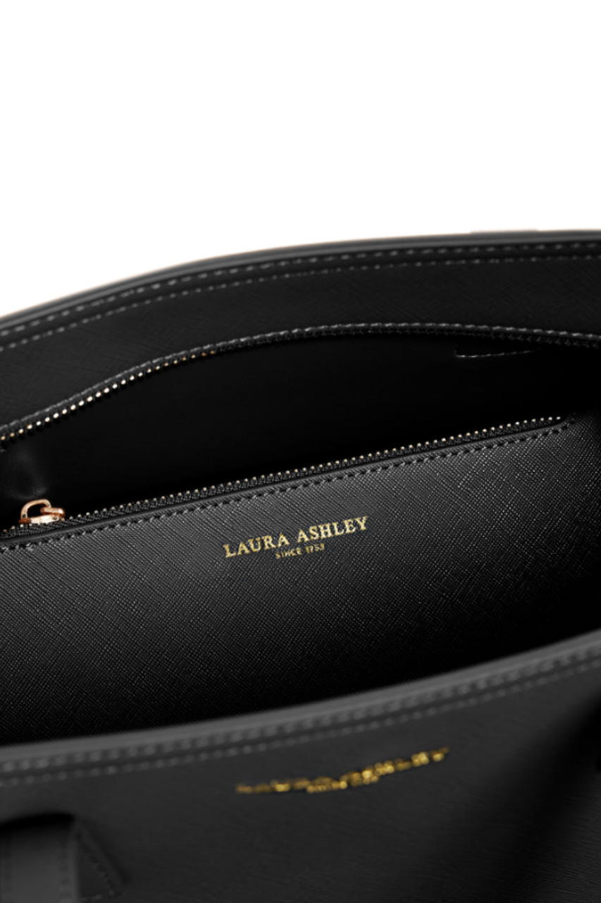 Laura Ashley Yavrulu Kadın Omuz Çantası