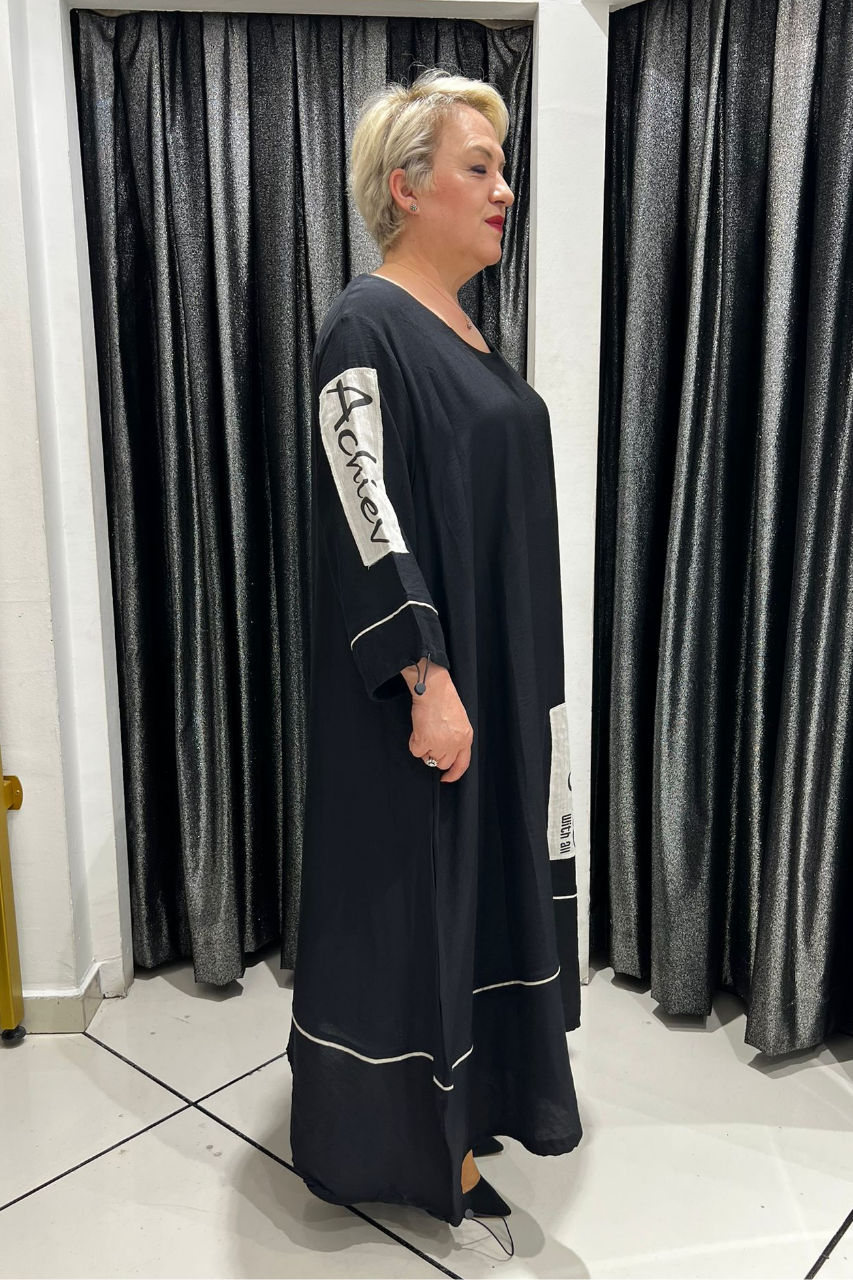 Selma Büyük Beden A Kesim Siyah Patch Detaylı Elbise