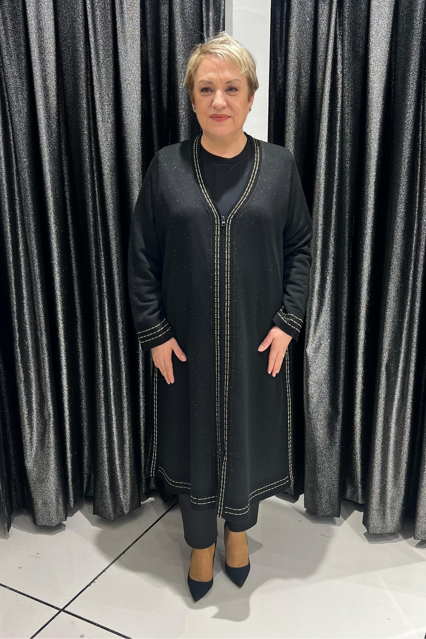 Selma Büyük Beden Arkası Çiçek Desenli Hırka