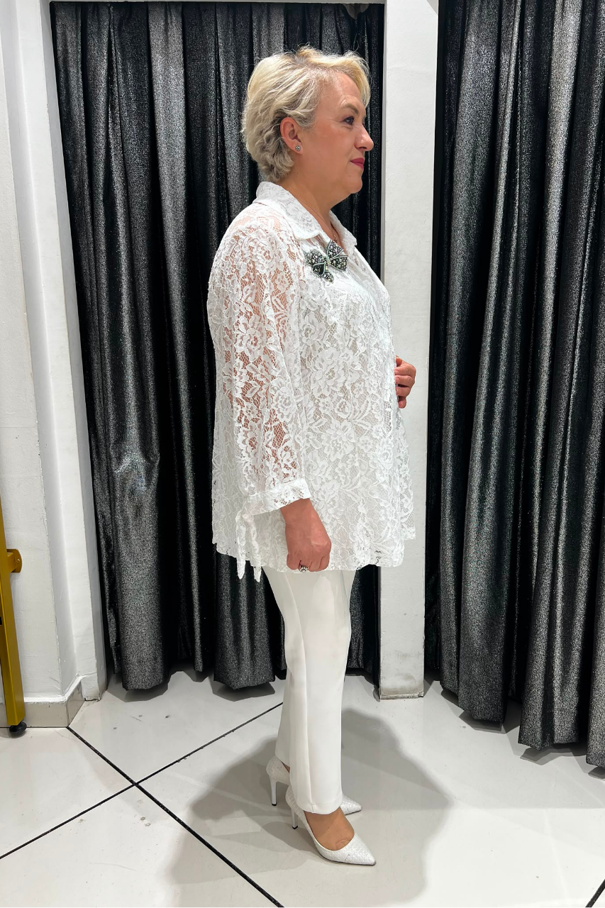 Selma Büyük Beden Askılı İçlikli Beyaz Güpür Ceket