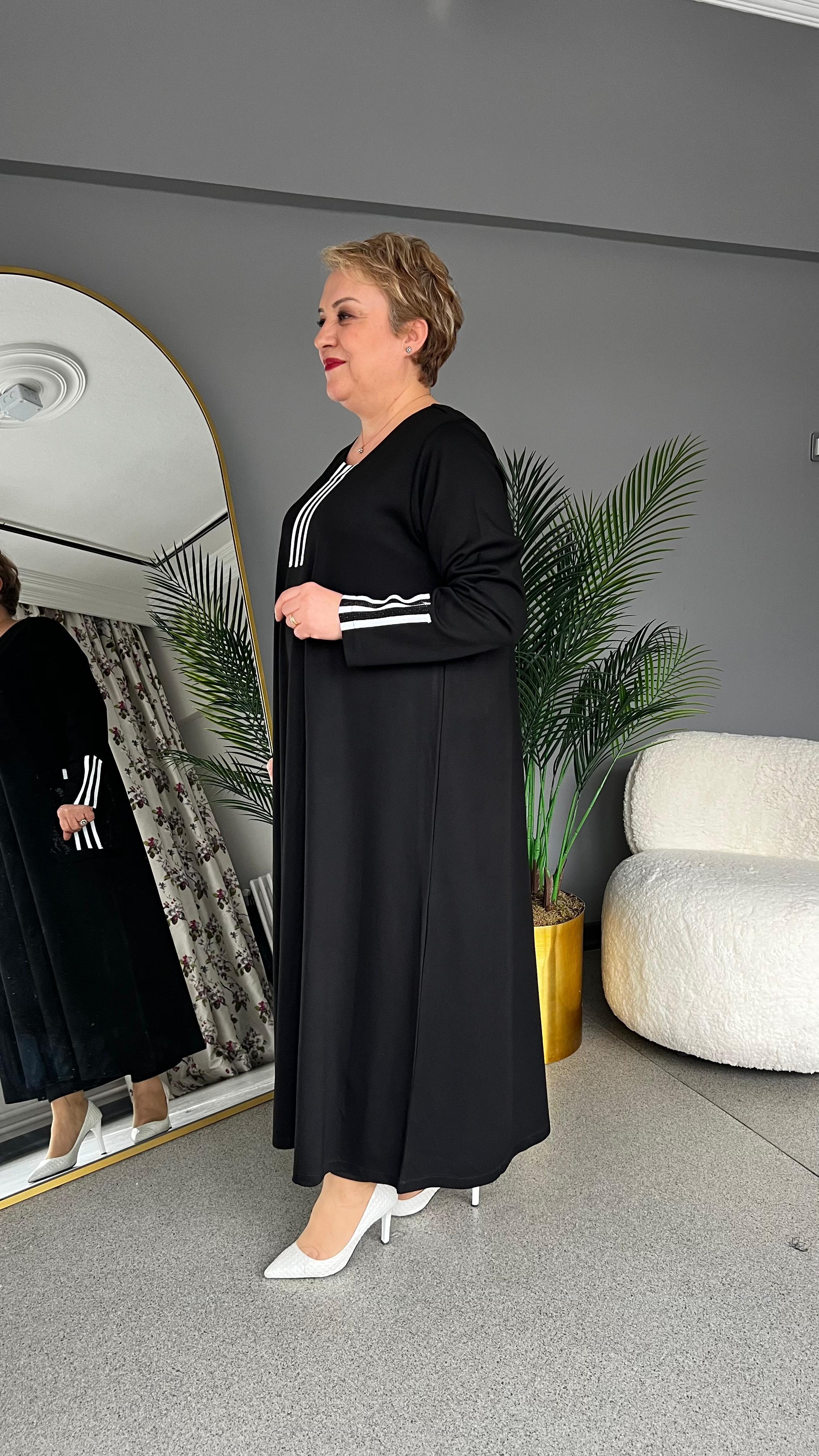 Selma Büyük Beden Spor Şerit Detaylı Elbise