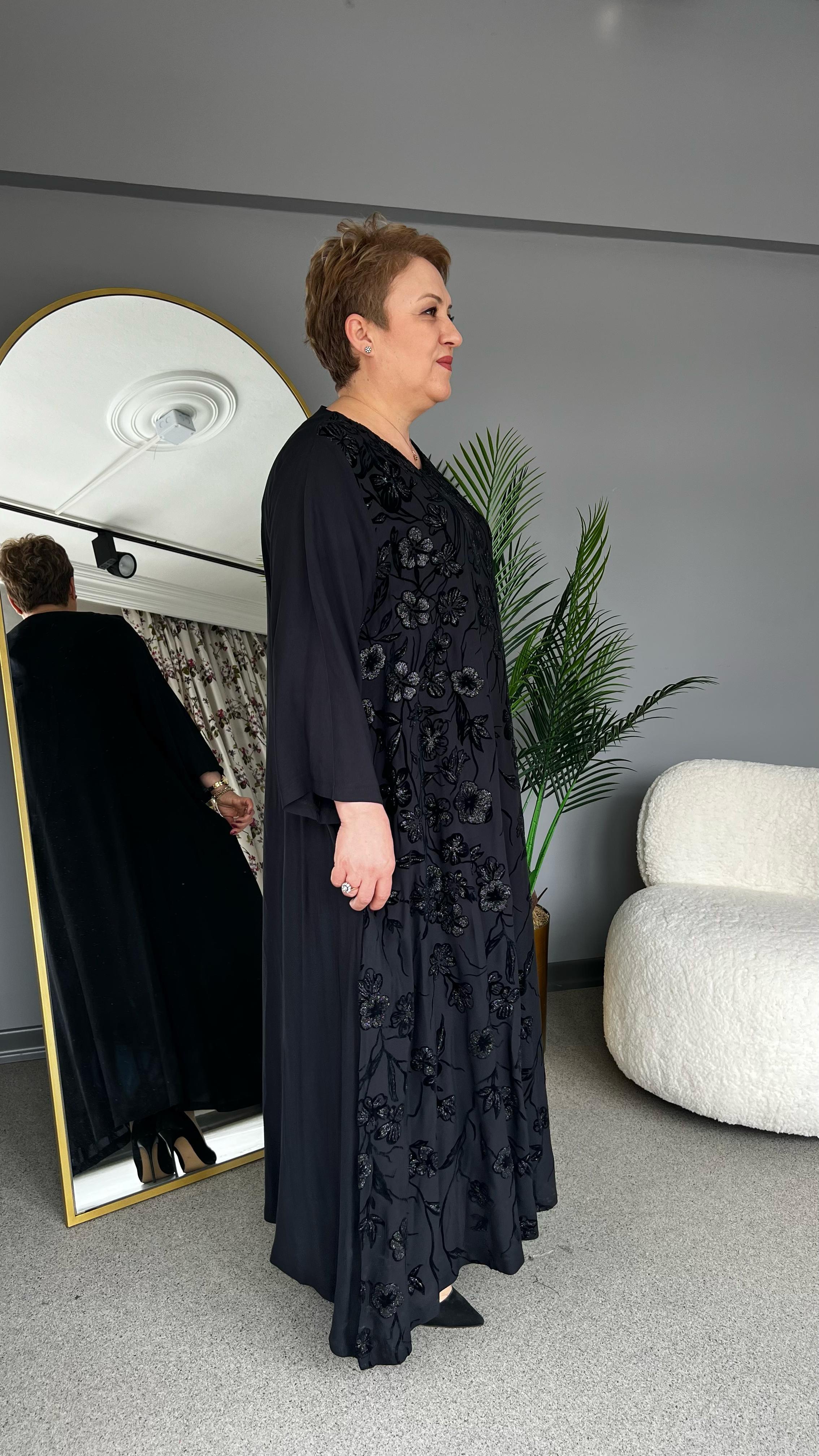 Selma Büyük Beden Çiçek Desen İşlemeli Elbise