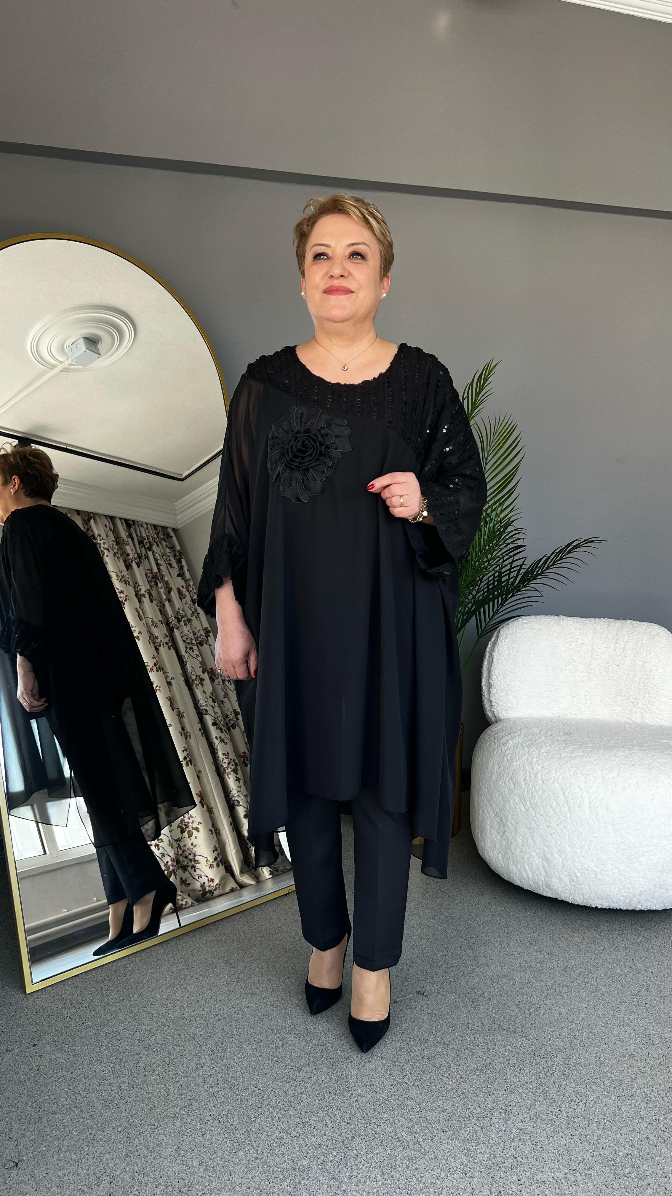 Selma Büyük Beden Çiçek Desenli Bluz