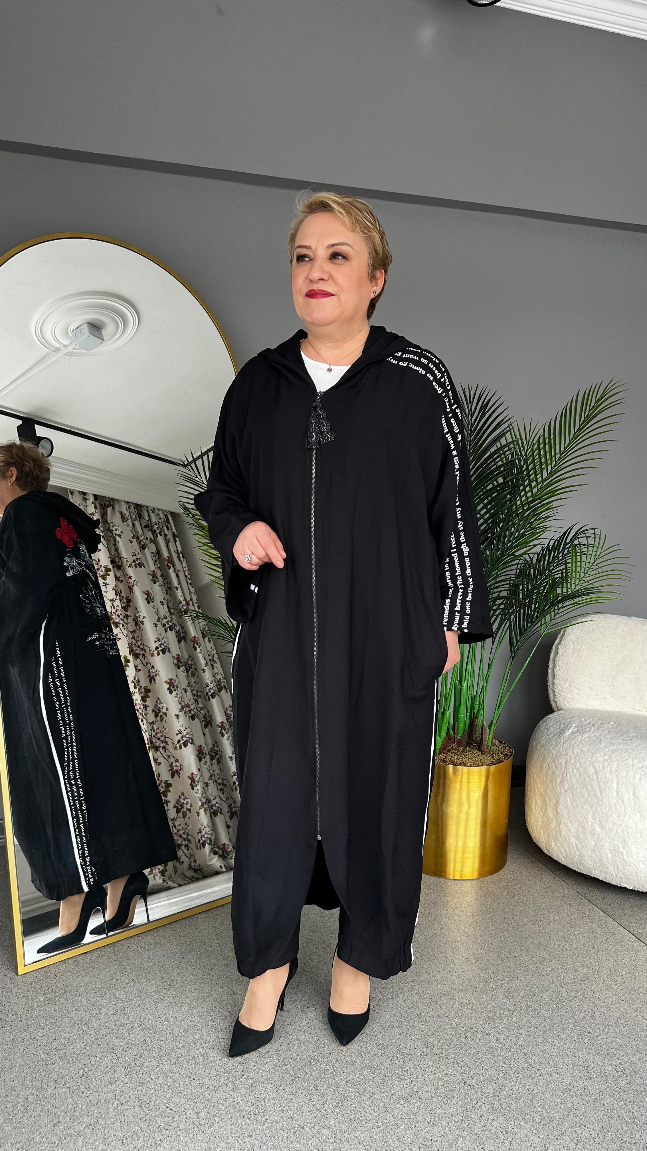 Selma Büyük Beden Çiçek Motifli Şık Pardesü