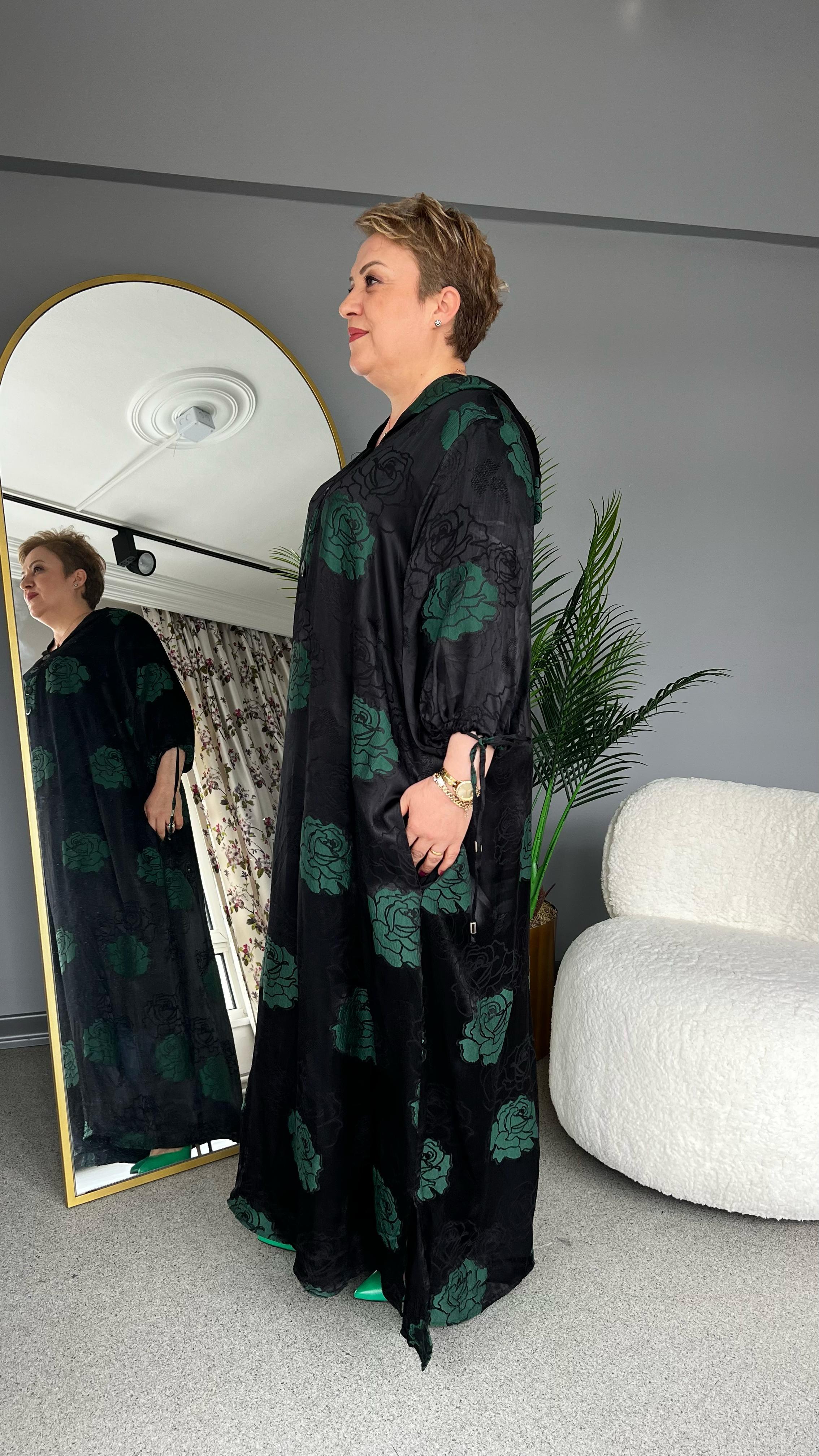 Selma Büyük Beden Gül Desenli Elbise