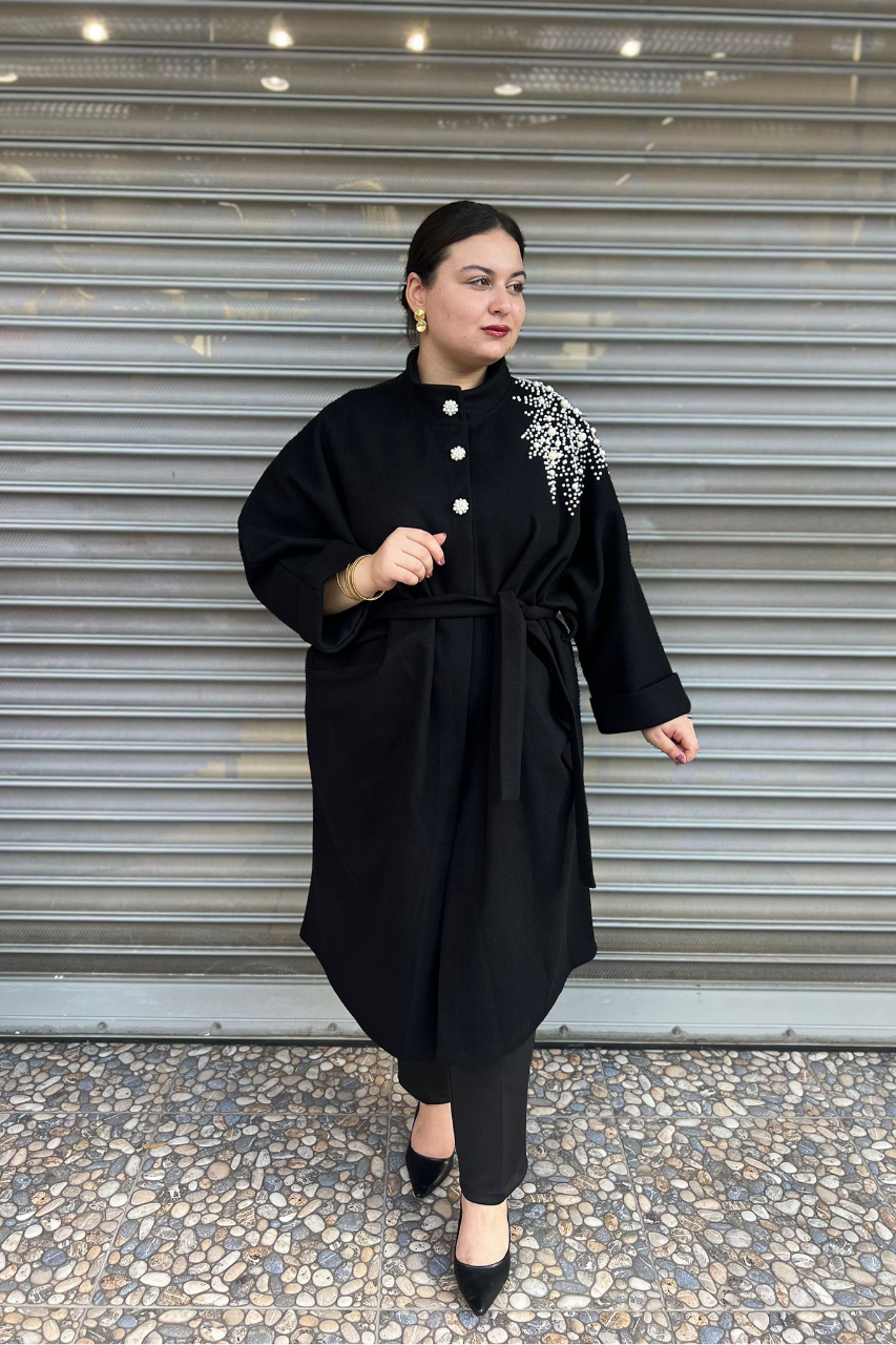 Selma Büyük Beden İnci Detaylı Kaban
