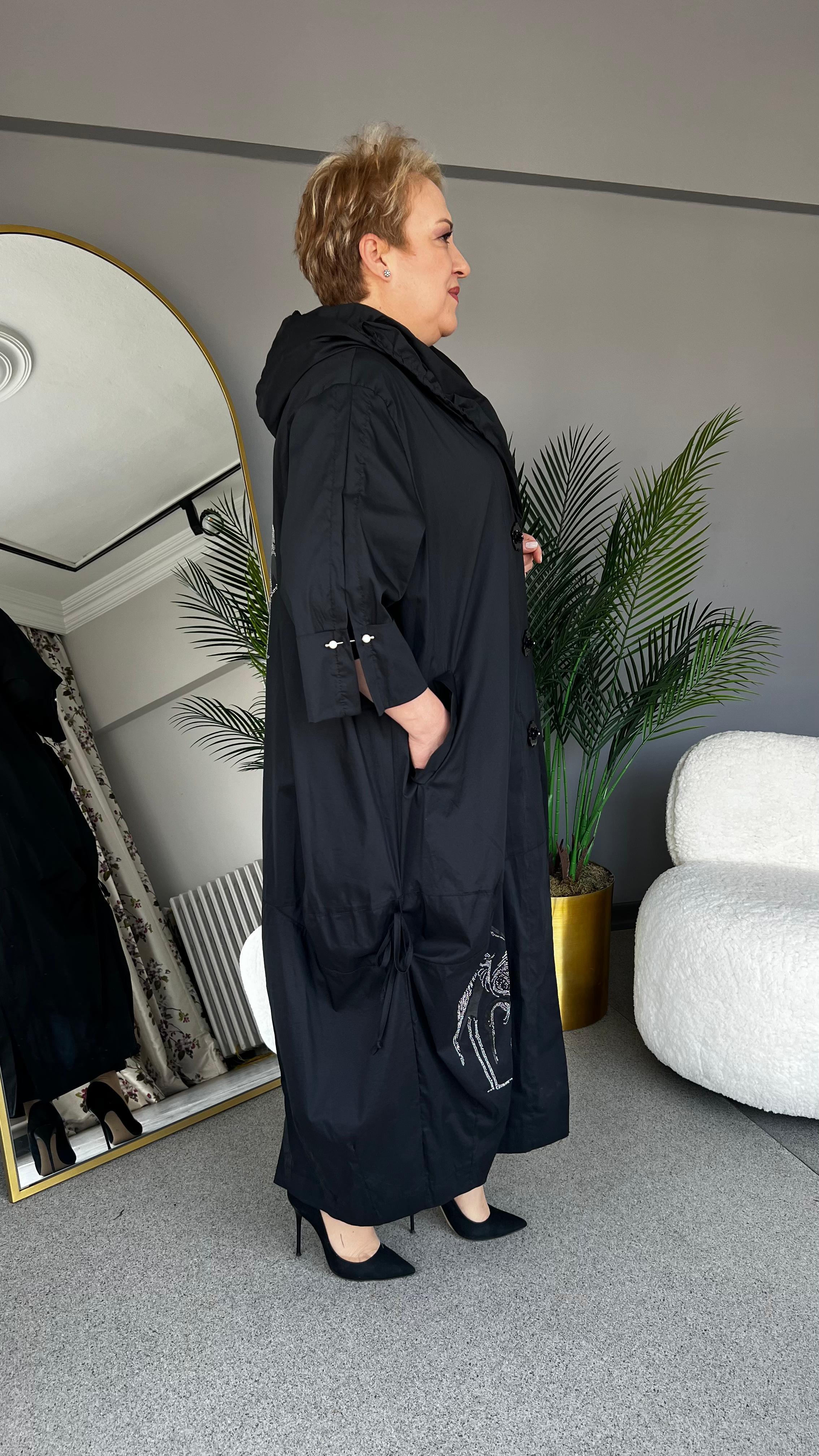 Selma Büyük Beden Kapüşonlu Turna Desenli Trench