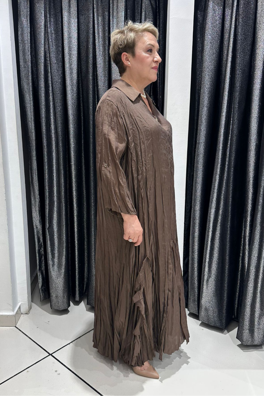 Selma Büyük Beden Kırışık Dokulu Yakalı Elbise