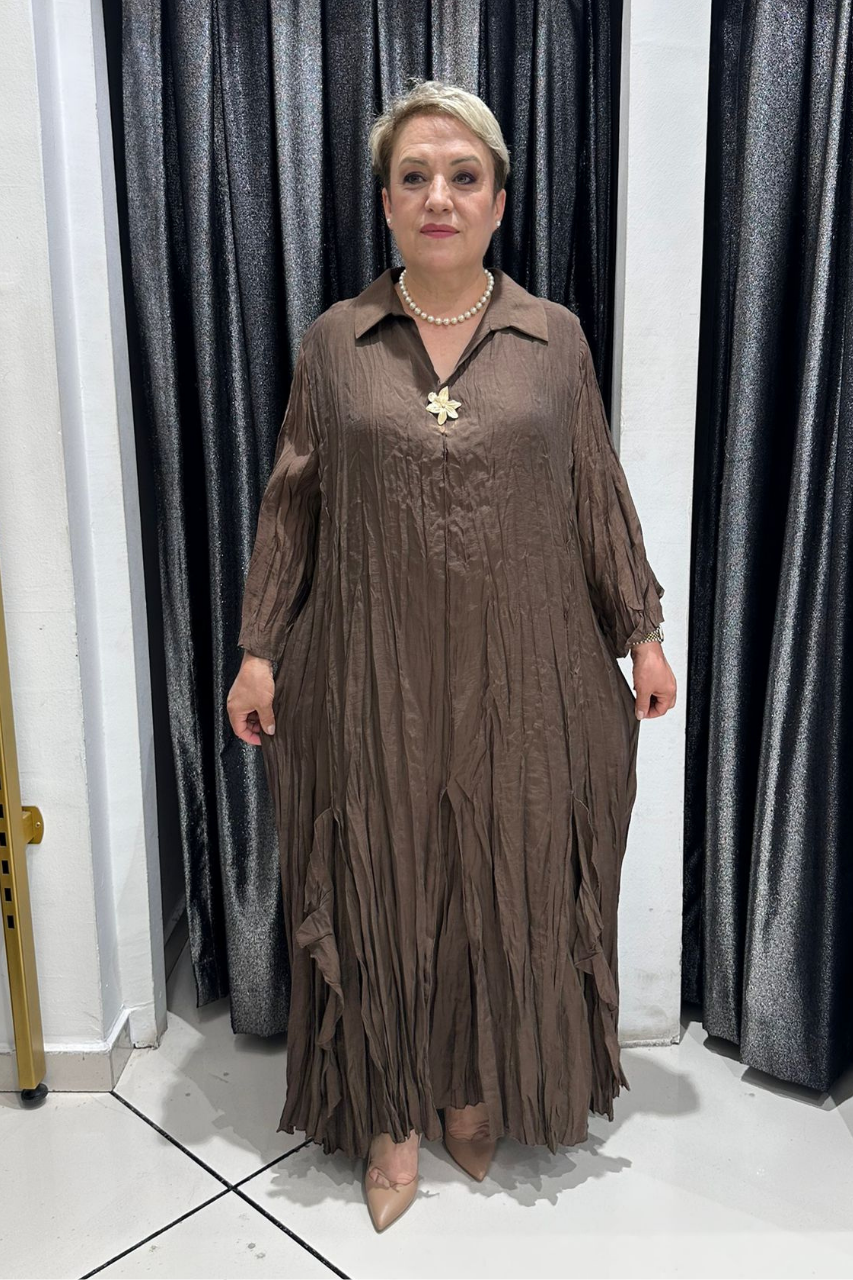 Selma Büyük Beden Kırışık Dokulu Yakalı Elbise