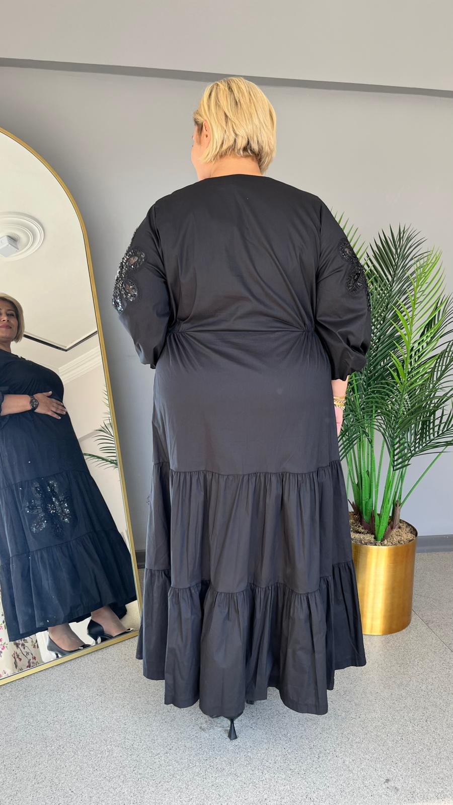 Selma Büyük Beden Kol İşlemeli Elbise