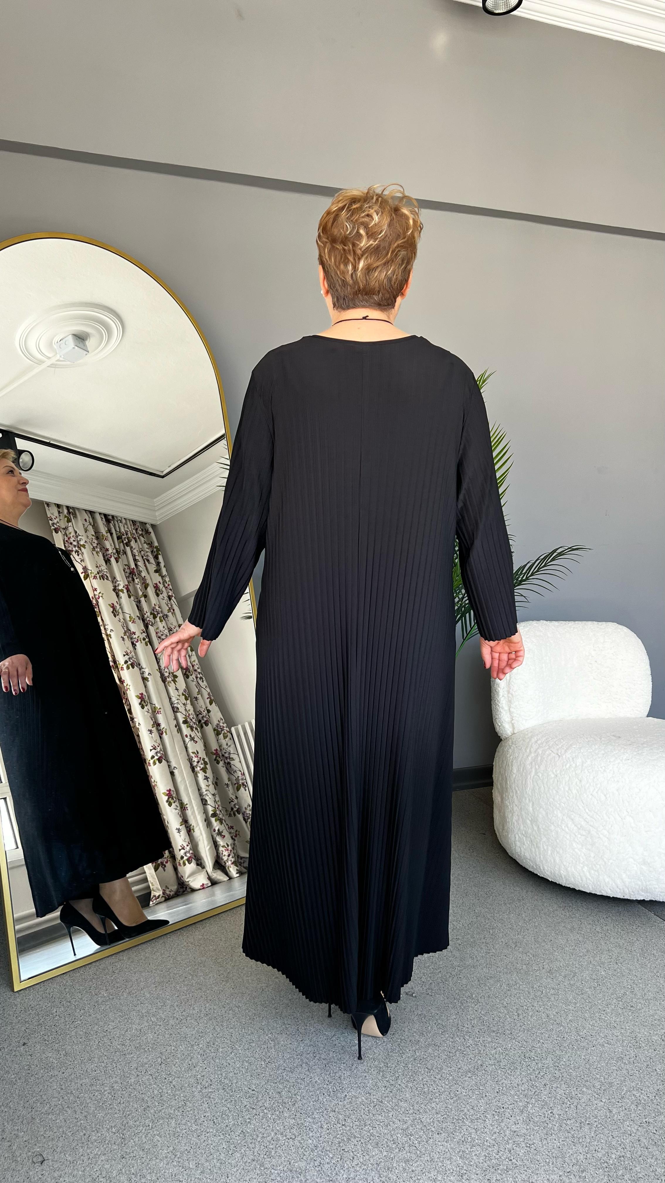 Selma Büyük Beden Kolye Hediyeli Plise Elbise