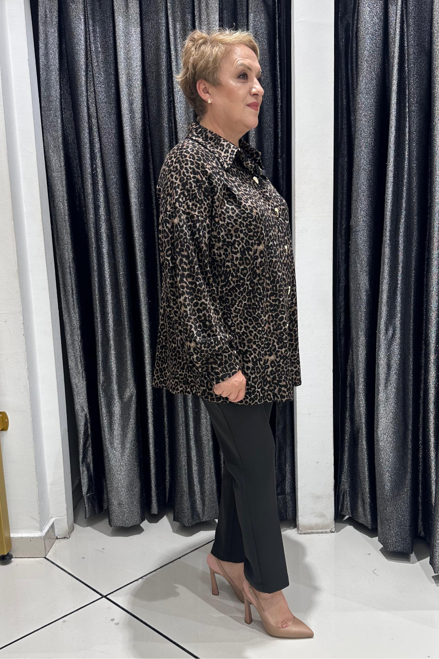 Selma Büyük Beden Leopar Desenli Düğmeli Gömlek