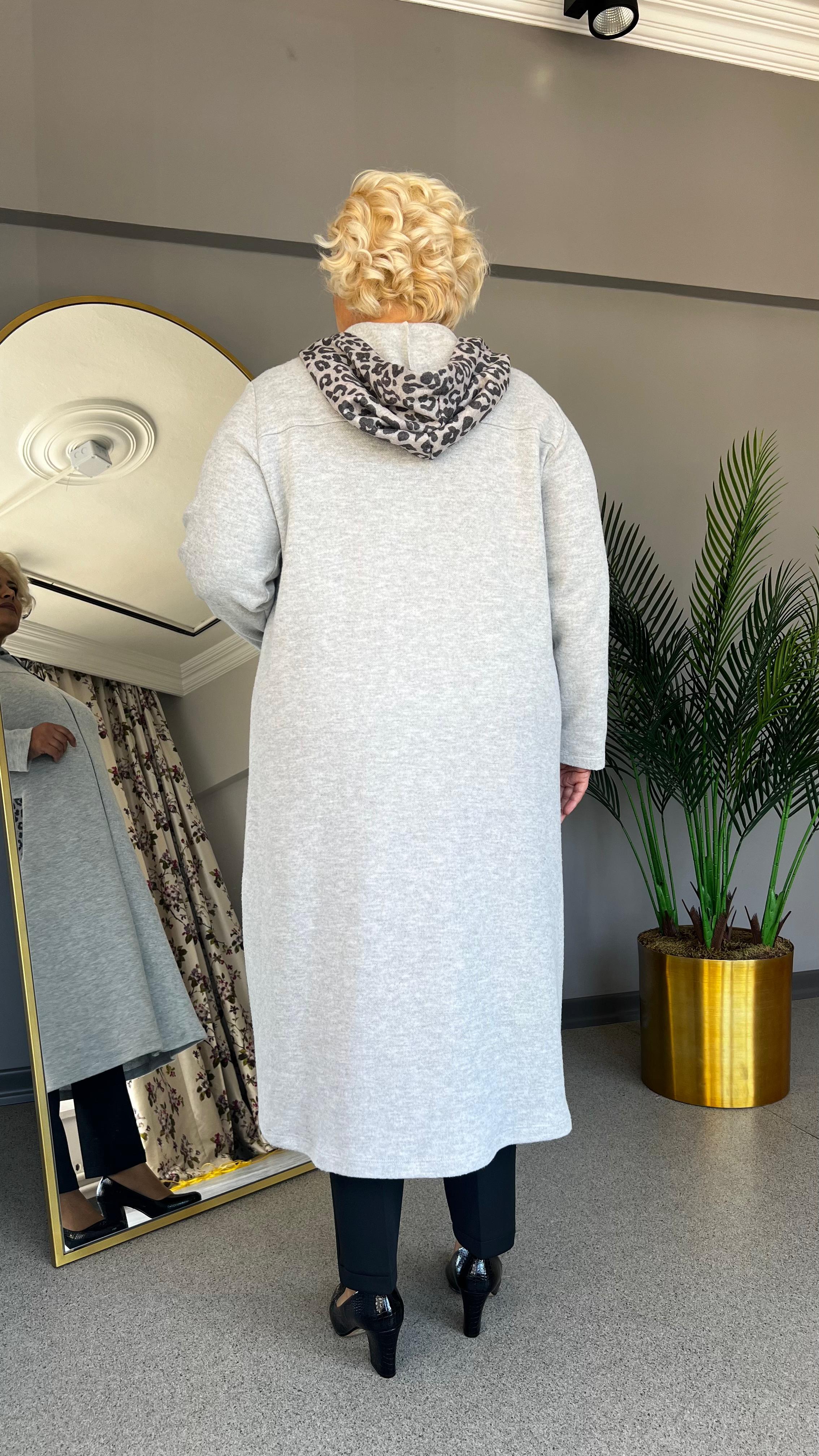 Selma Büyük Beden Leopar Kapüşonlu Hırka (BT)