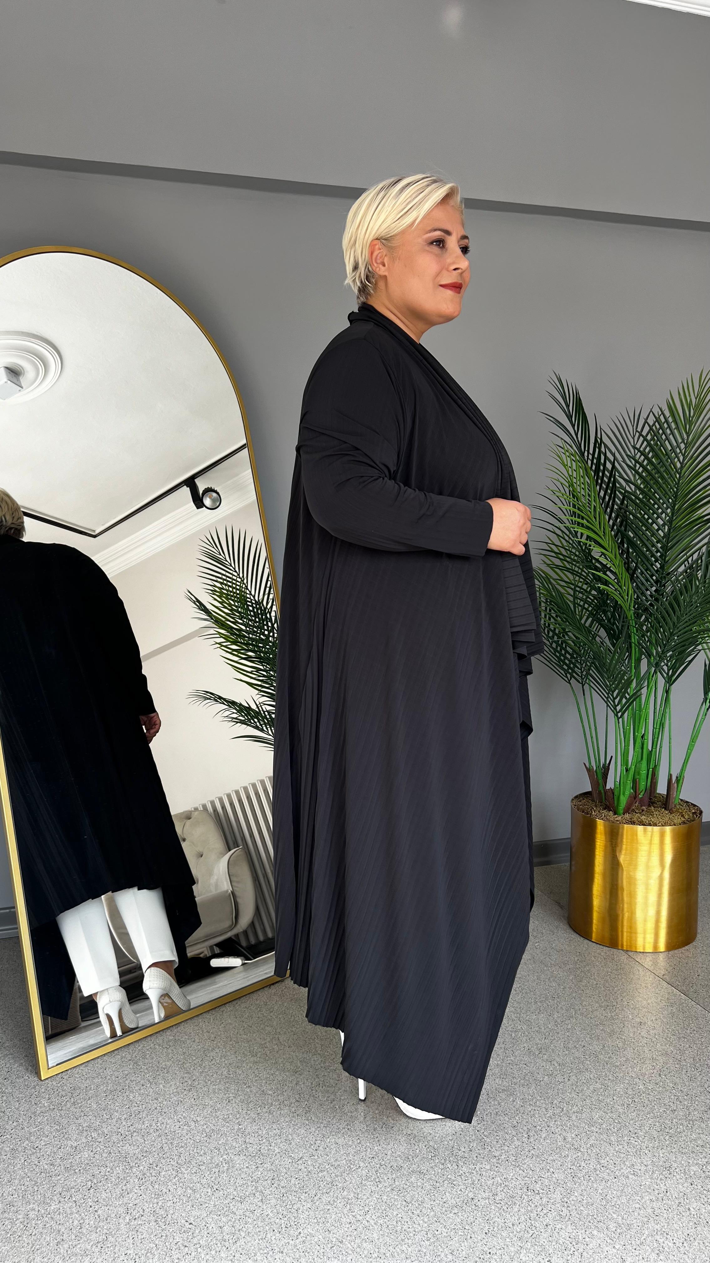 Selma Büyük Beden Mendil Yakalı Plise Hırka