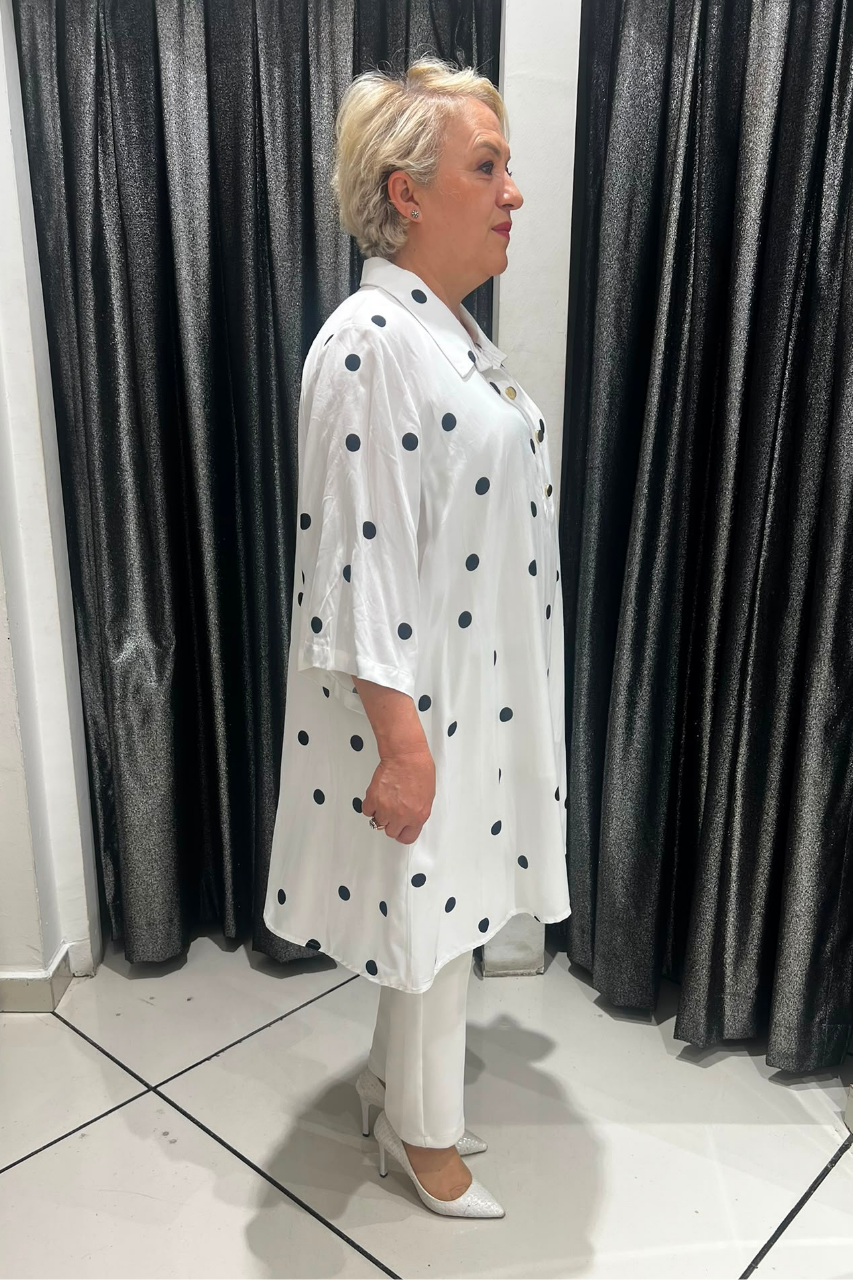 Selma Büyük Beden Puantiye Desenli Rahat Kesim Bluz