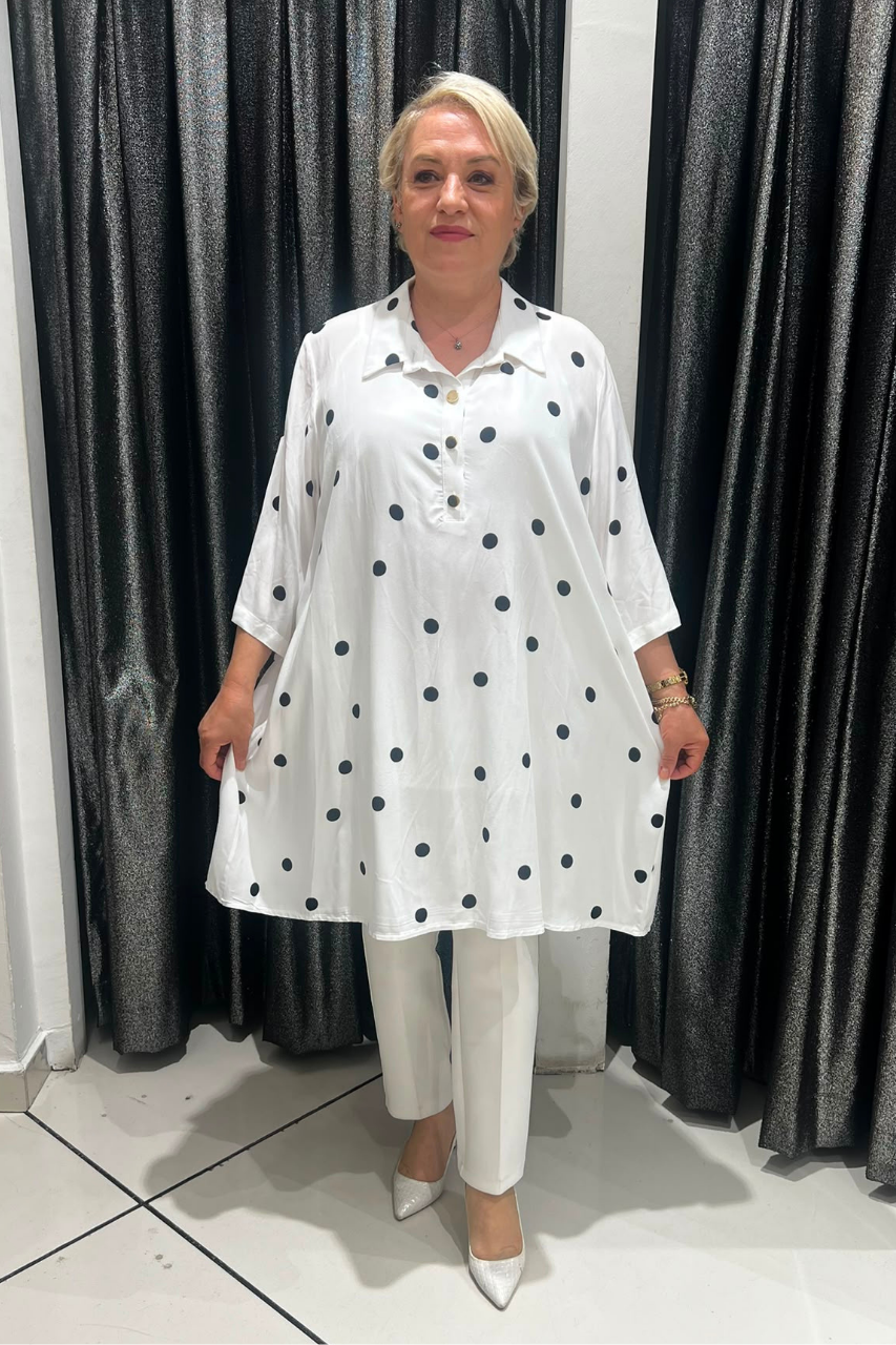 Selma Büyük Beden Puantiye Desenli Rahat Kesim Bluz