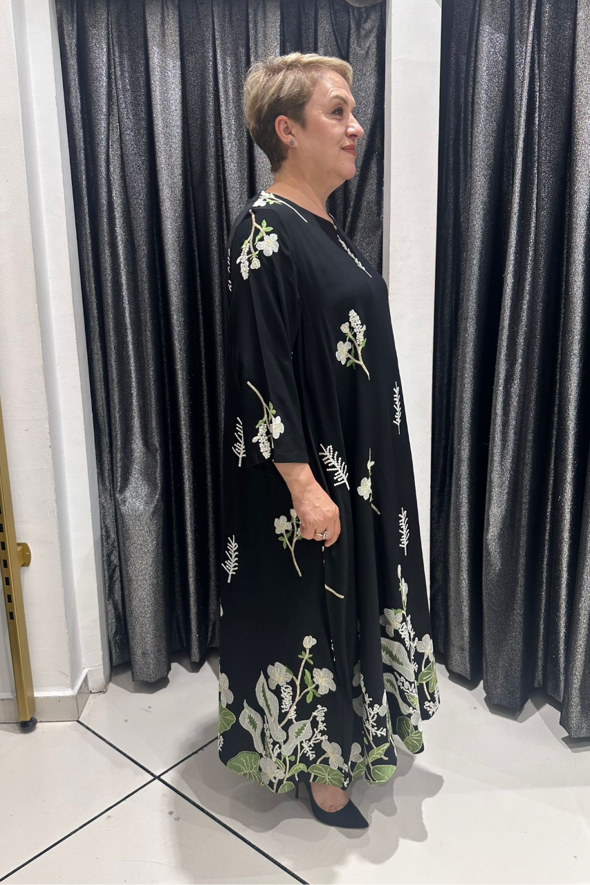Selma Büyük Beden Rahat Kesim Nakışlı Elbise