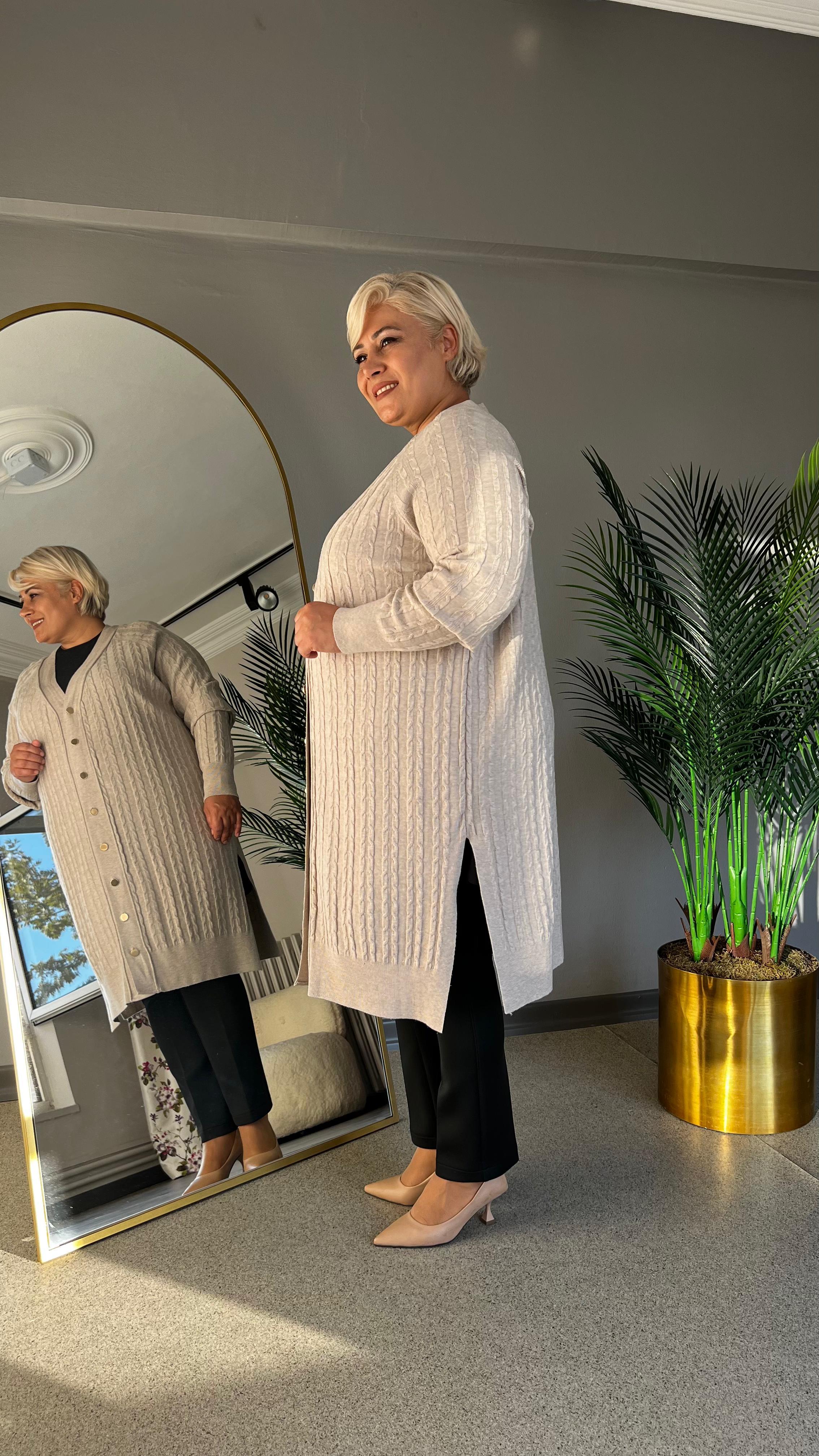 Selma Büyük Beden Saç Örgülü Hırka
