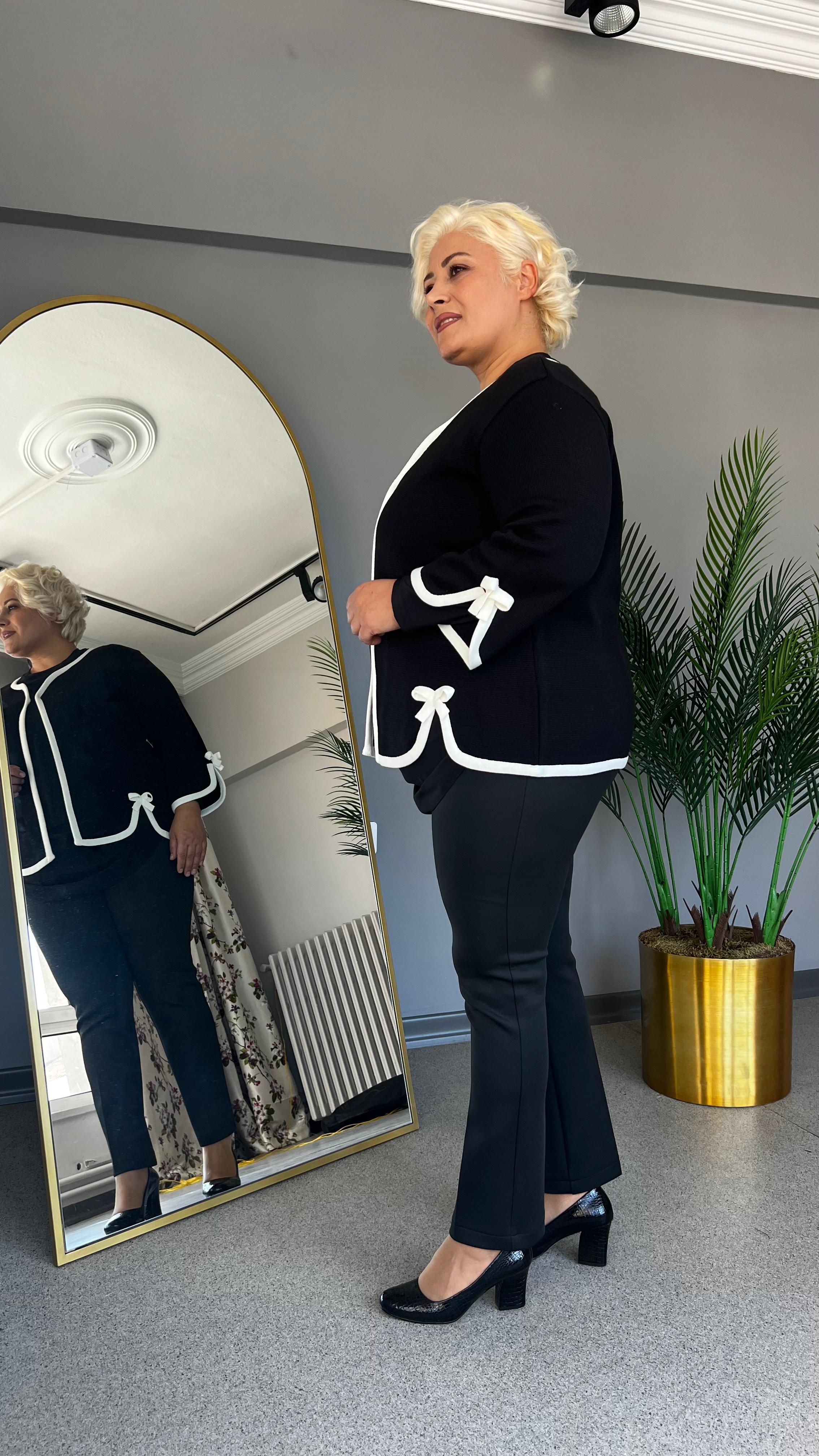 Selma Büyük Beden Şerit Detaylı Hırka
