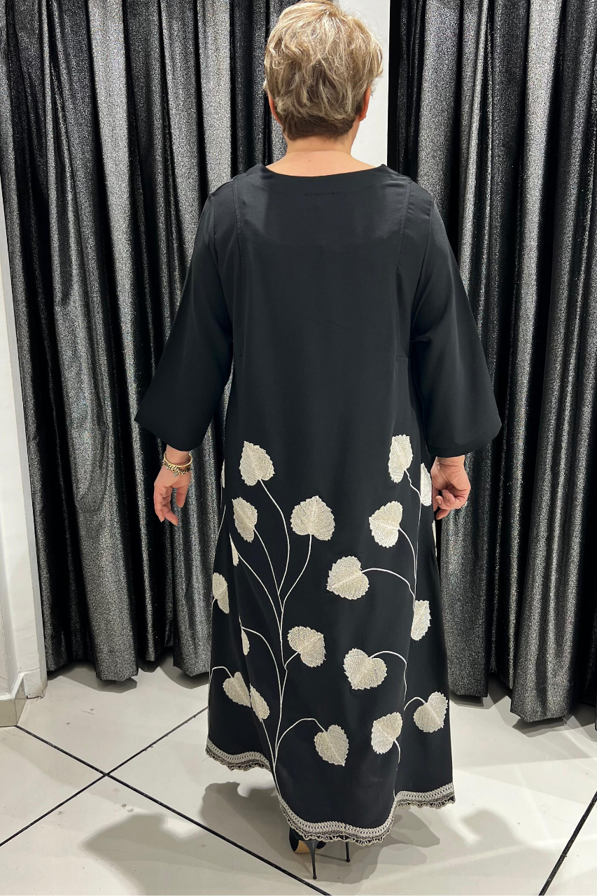 Selma Büyük Beden Siyah Yaprak Desenli Elbise