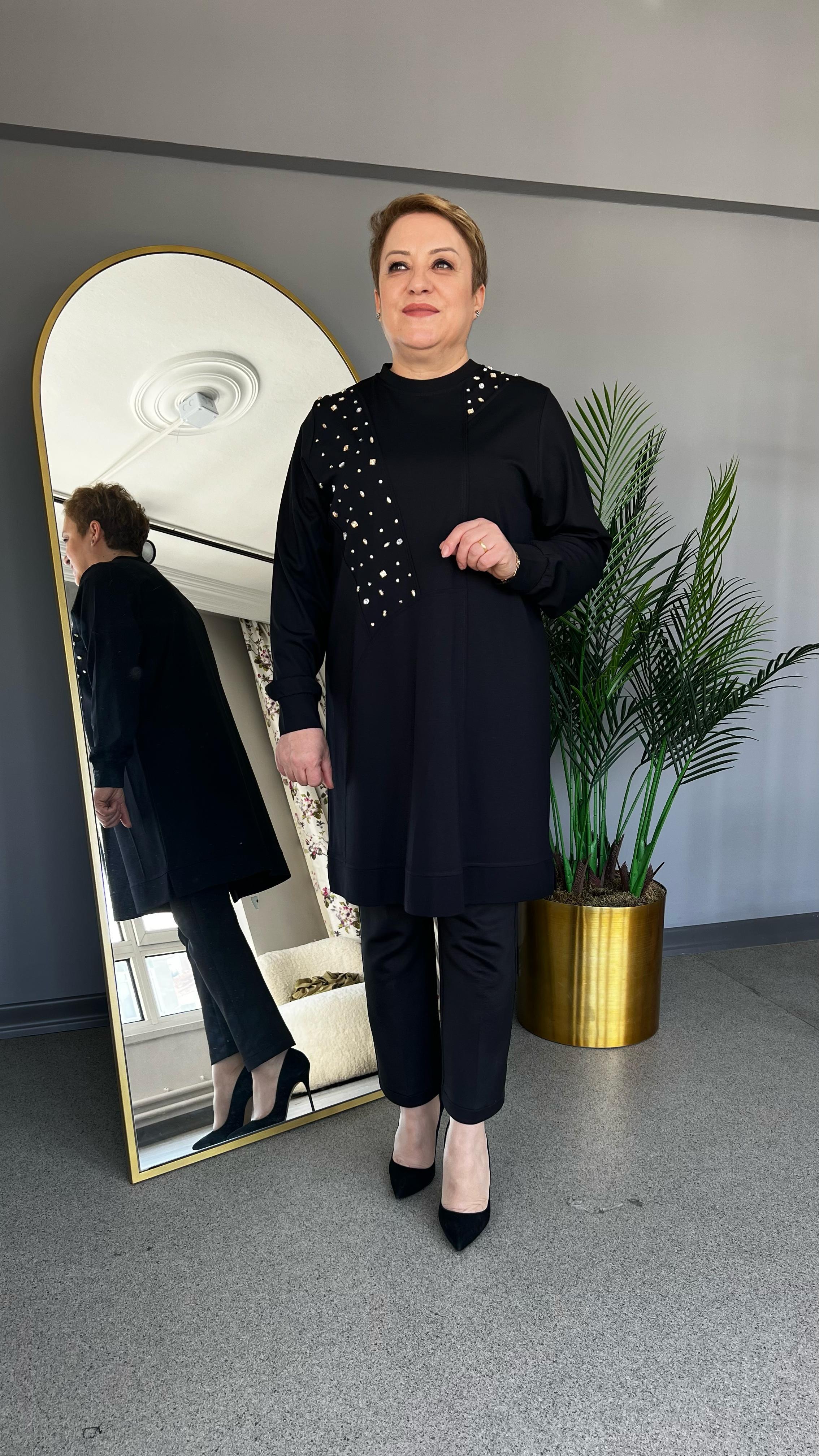 Selma Büyük Beden Taşlı Örme Tunik