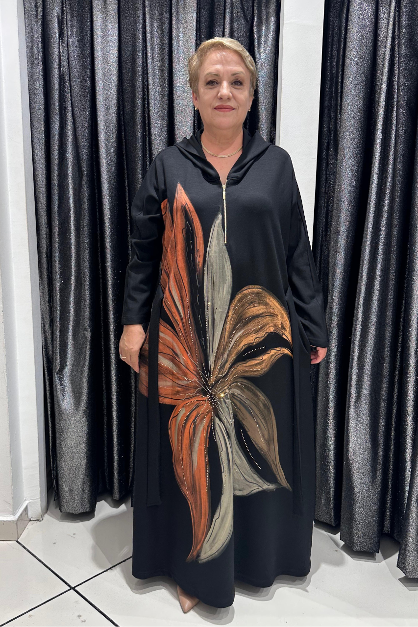 Selma Büyük Beden Yarım Fermuarlı Modern Desenli Kapüşonlu Elbise