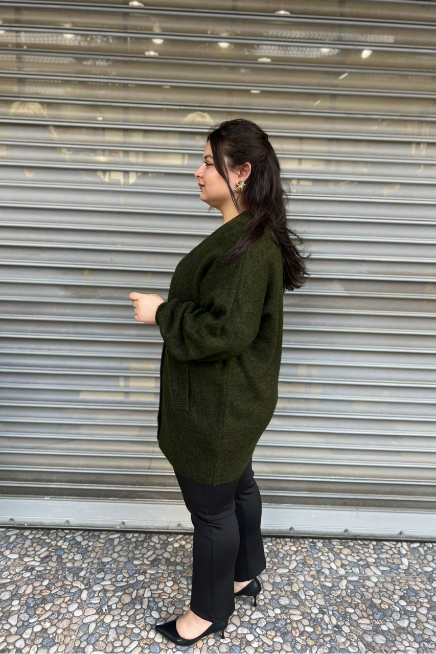 Selma Büyük Beden Yünlü Hırka