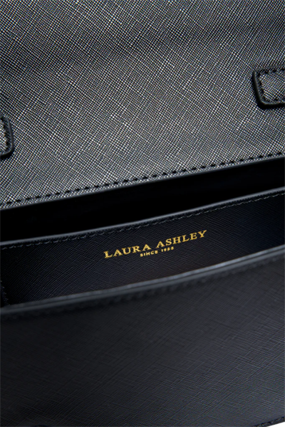 Laura Ashley Kapaklı Omuz ve Çapraz Çantası