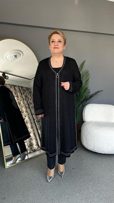 Selma Büyük Beden Arkası Çiçek Desenli Hırka