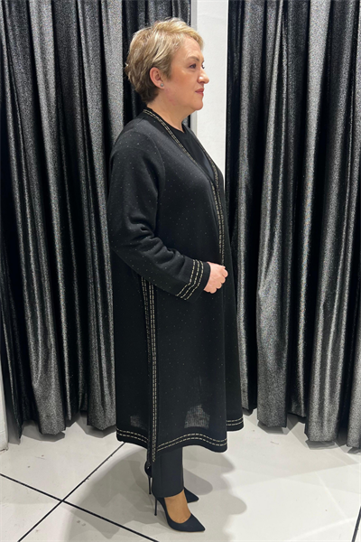 Selma Büyük Beden Arkası Çiçek Desenli Hırka