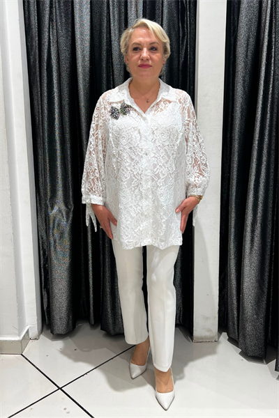 Selma Büyük Beden Askılı İçlikli Beyaz Güpür Ceket