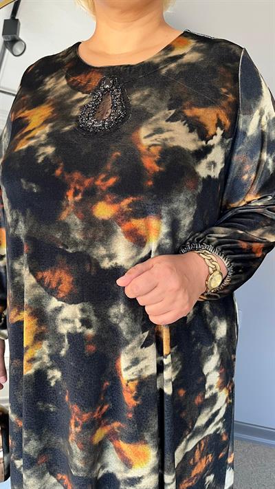 Selma Büyük Beden Batik Desen İnci Kadife Elbise