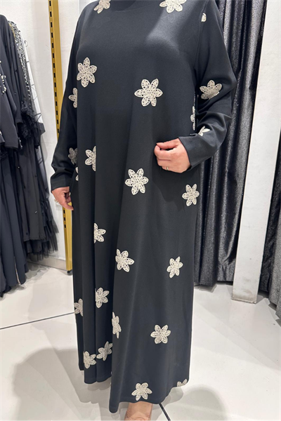 Selma Büyük Beden Bisiklet Yaka Çiçek Aplikeli Elbise
