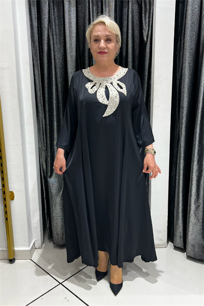 Selma Büyük Beden Boncuk İşlemeli Siyah Elbise