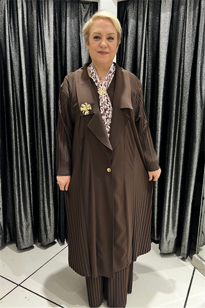Selma Büyük Beden Broş Detaylı Şık Hırka