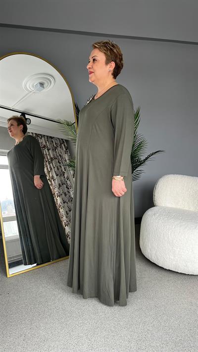 Selma Büyük Beden Broşlu Elbise