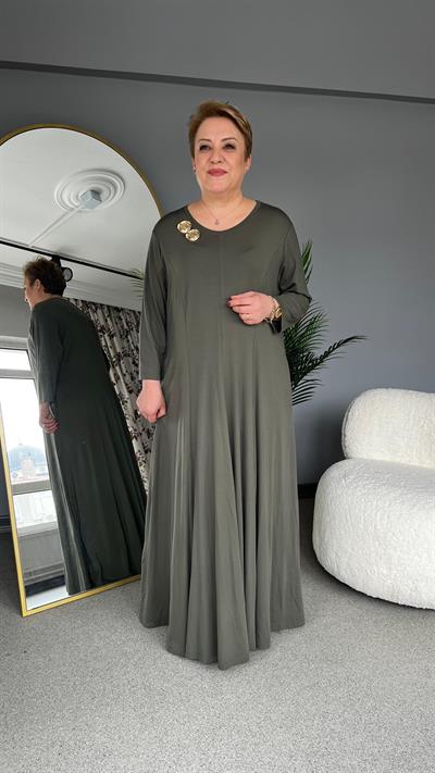Selma Büyük Beden Broşlu Elbise