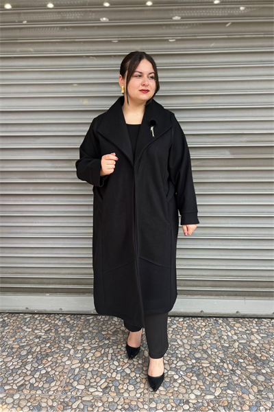 Selma Büyük Beden Cepli Broş Detaylı Kaban